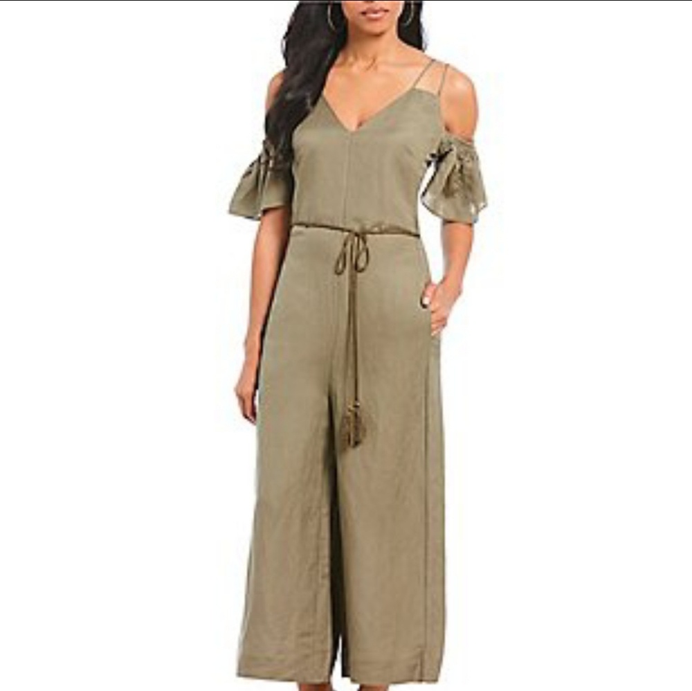 Jumpsuit - Picture 8 of 8